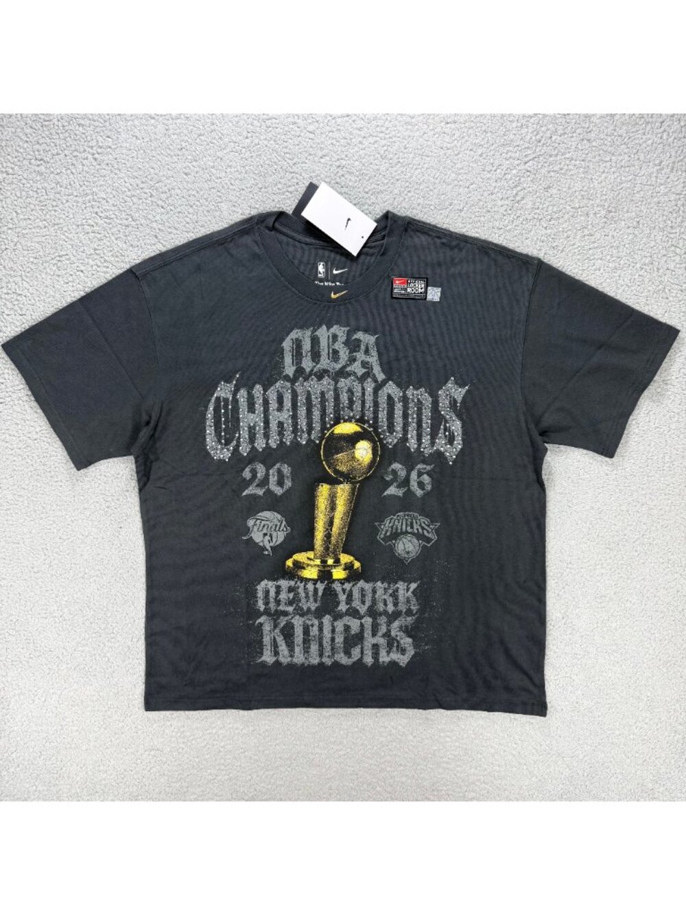 New York Knicks T Shirt Mens XXL NBA Champions Locker Room On Court Crystal Nike